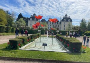 Le ruban de tulipes (500 000) du Château de Cheverny : un spectacle floral unique en avril